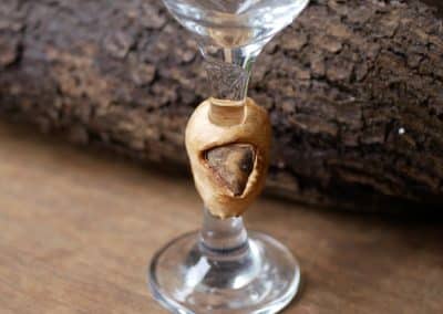 Likörglas mit Baumperle