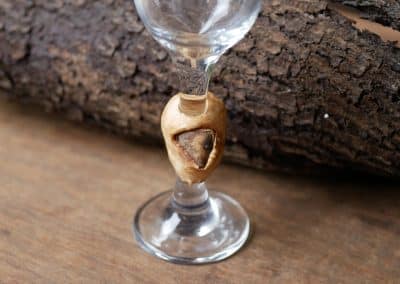 Likörglas mit Baumperle