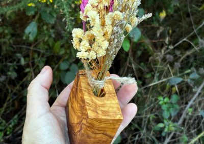 Trockenblumen Vase aus Olivenholz