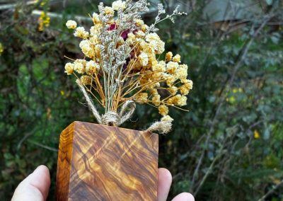 Trockenblumen Vase aus Olivenholz