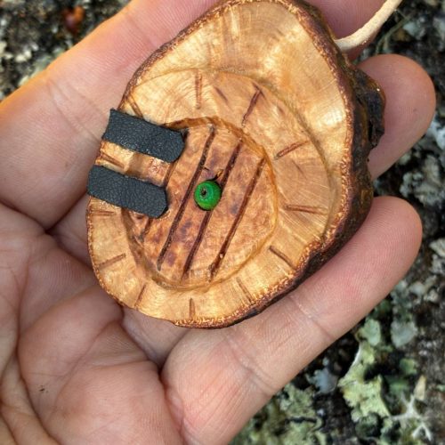 Hobbit Tür aus Baumperle