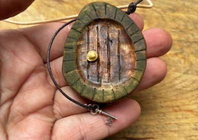 Hobbit Tür aus Baumperle