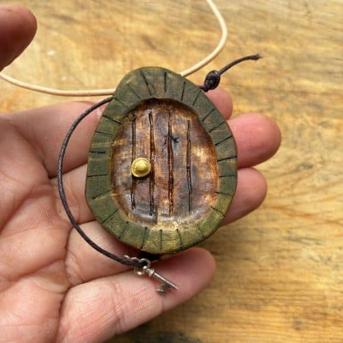 Hobbit Tür aus Baumperle