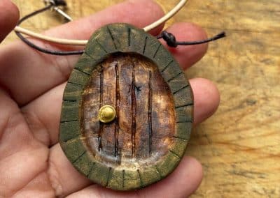 Hobbit Tür aus Baumperle