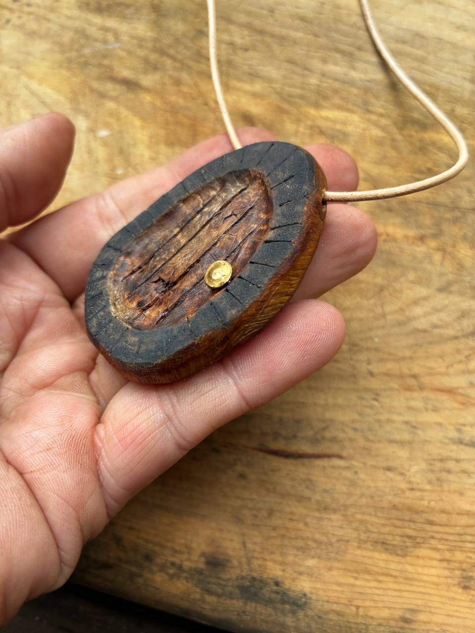 Hobbit Tür aus Baumperle