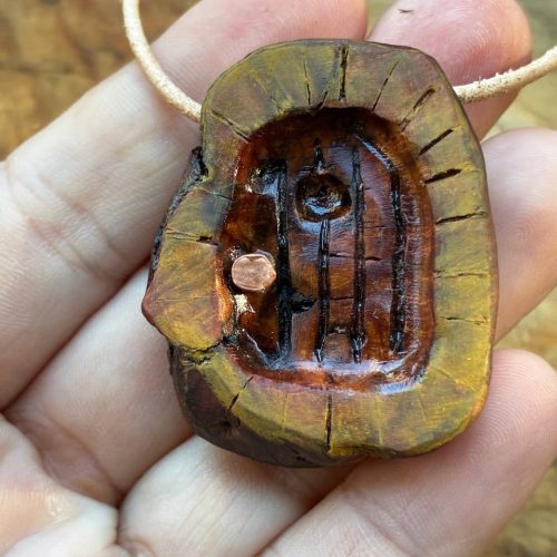 Hobbit Tür aus Baumperle