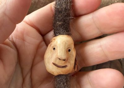 Dreadwichtel aus Baumperle