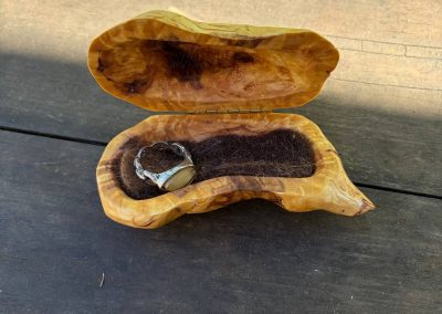 Schatulle für Ringe aus Baumperle