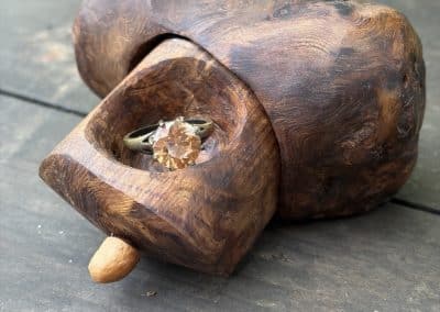 Bandsägenbox aus Baumperle