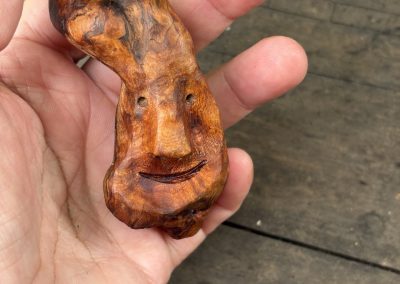 Handschmeichler aus Baumperle als Wichtel