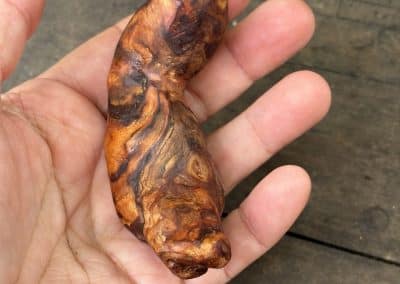 Handschmeichler aus Baumperle als Wichtel