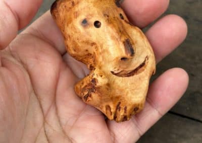 Handschmeichler aus Baumperle als Wichtel