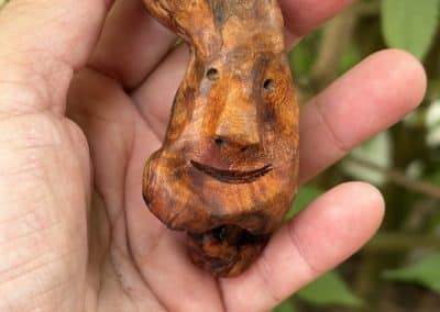 Handschmeichler aus Baumperle als Wichtel