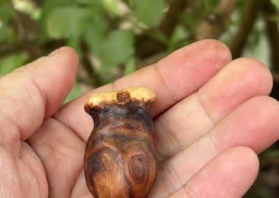 Handschmeichler aus Baumperle als Wichtel