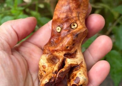 Handschmeichler aus Baumperle als Wichtel